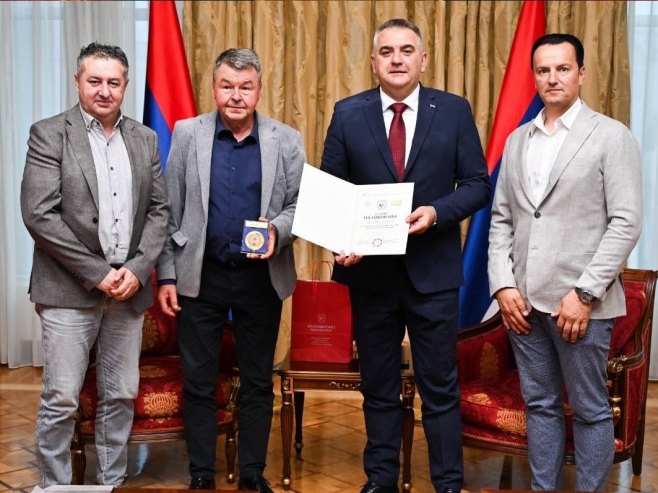 Минић са кинолошким савезом - Фото: Уступљена фотографија