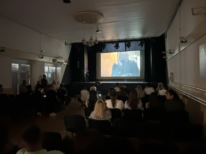 Пројекцијом филма "Нијансе" почео други Фестивал документарног филма "ДОК ФЕСТ" у Требињу