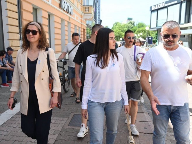Шетњом "У пет до дванаест" обиљежен Мјесец менталног здравља мушкараца Шетњом "У пет до дванаест" обиљежен Мјесец менталног здравља мушкараца - Фото: Уступљена фотографија