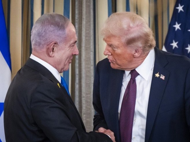 Нетањаху и Трамп (Фото: EPA/JIM LO SCALZO / POOL) - 