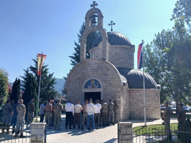 У касарни "Билећки борци" у Билећи обиљежен Видовдан - Фото: РТРС
