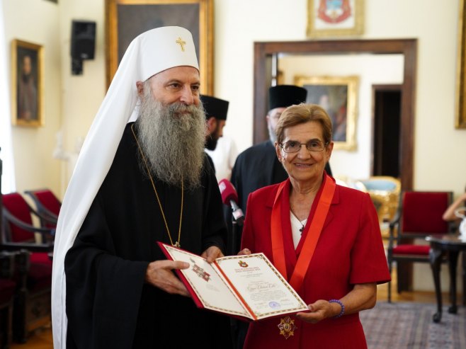 Патријарх Порфирије одликовао Даницу Маринковић (фото: TANJUG/JADRANKA ILIĆ) - 