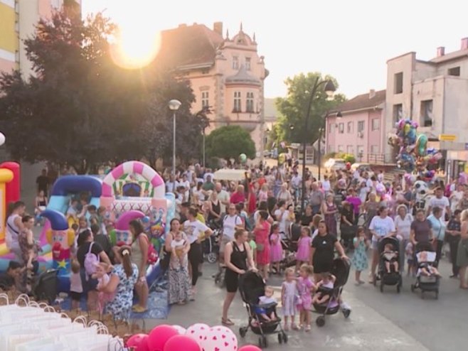 Конференција беба Конференција беба - Фото: РТРС