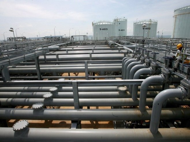 Нафта (фото: EPA/HOW HWEE YOUNG - илустрација) - 