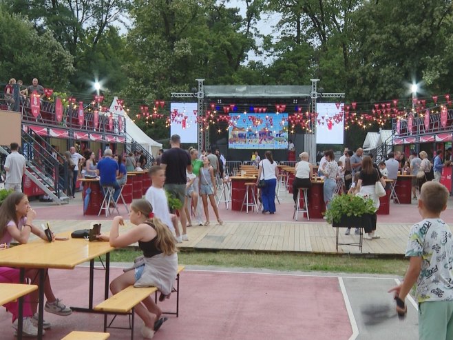 У Бањалуци отворен "Street Food Fest"