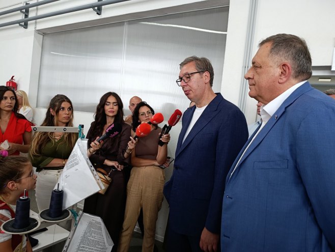 Александар Вучић и Милорад Додик у Дрвару Александар Вучић и Милорад Додик у Дрвару - Фото: РТРС