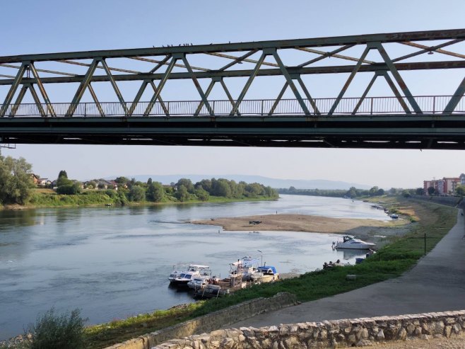 Градишка - водостај ријеке Саве - Фото: СРНА