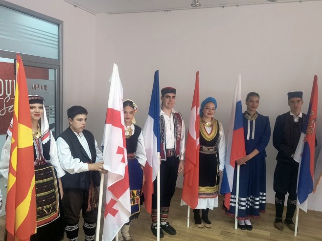 Манифестација "Лицидерско срце" Манифестација "Лицидерско срце" - Фото: СРНА