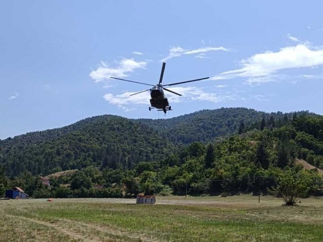 Гашење пожара (Фото: TANJUG/ MINISTARSTVO ODBRANE I VOJSKA SRBIJE/ bg) - 