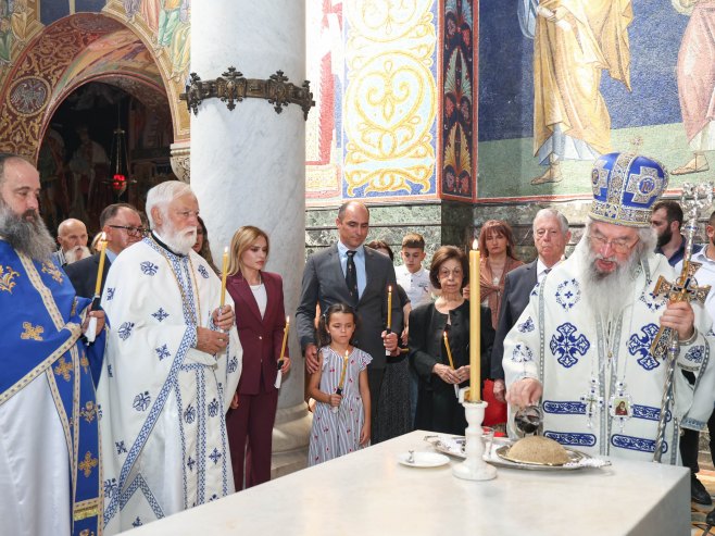 Литургија и помен краљу Петру Првом Карађорђевићу Литургија и помен краљу Петру Првом Карађорђевићу - Фото: СРНА