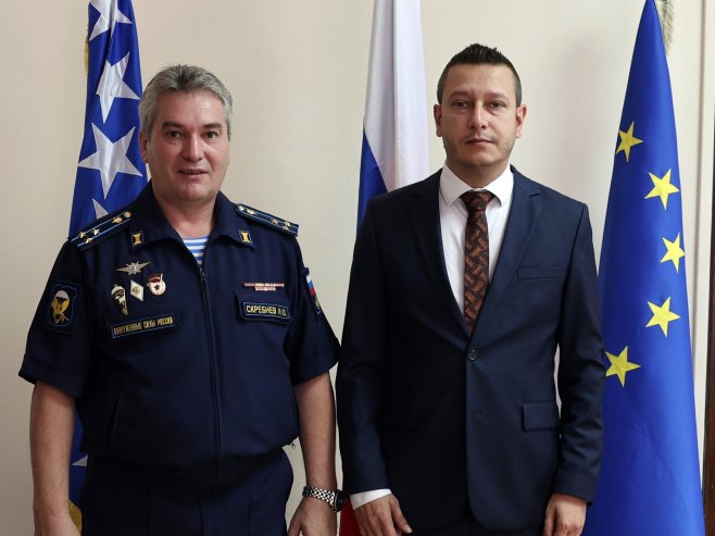 Гогановић са руским војним аташеом Гогановић са руским војним аташеом - Фото: Уступљена фотографија