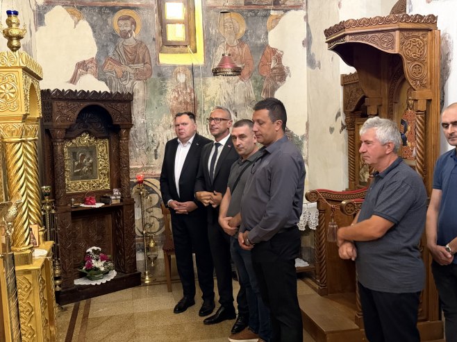 Почело обиљежавање Дана несталих и погинулих у Петрову