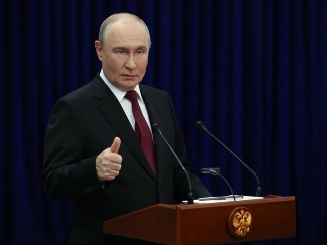Владимир Путин (фото: EPA/VYACHESLAV PROKOFYEV) - 