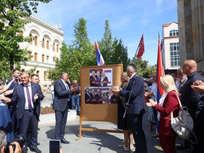 Почела предизборна кампања: На улицама плакати са насмијаним лицима и обећањима (ВИДЕО)
