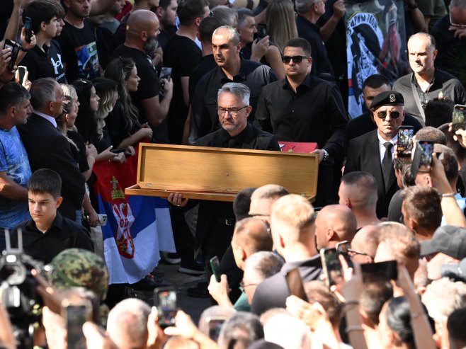 Дарко одржао потресан говор: Увијек си био борац и побједник (ВИДЕО)
