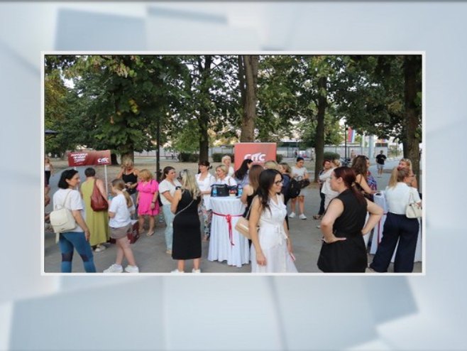СПС Бањалука организовала разговор са грађанима