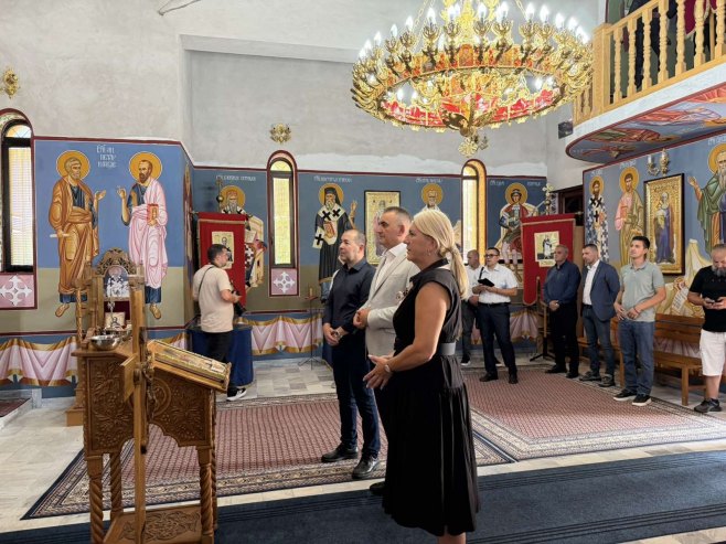 Минић и Цвијановић у Лопарама Минић и Цвијановић у Лопарама - Фото: РТРС