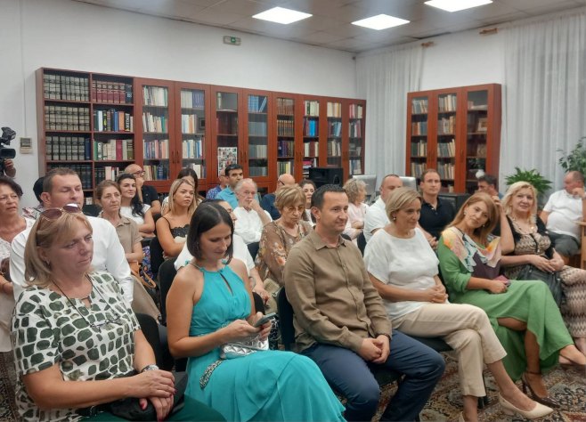 Промовисан роман "Запис у крви"