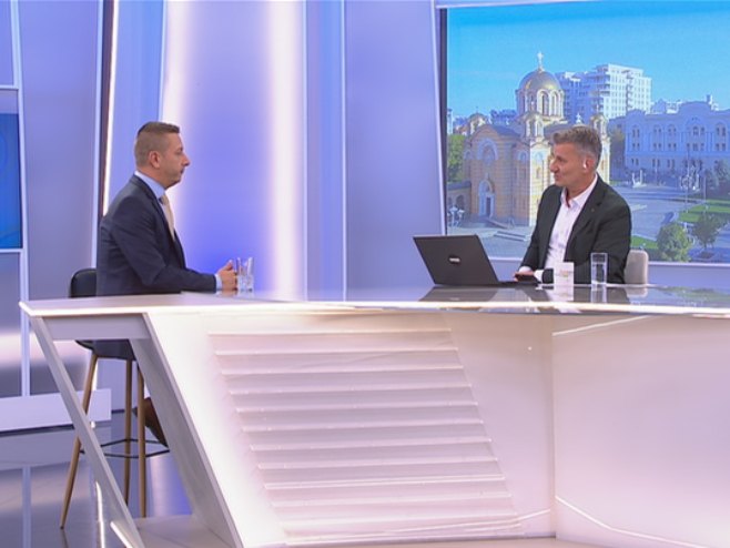 Гогановић: Нећемо дозволити да дневно политичке теме наруше војно политичке сарадње (ВИДЕО)