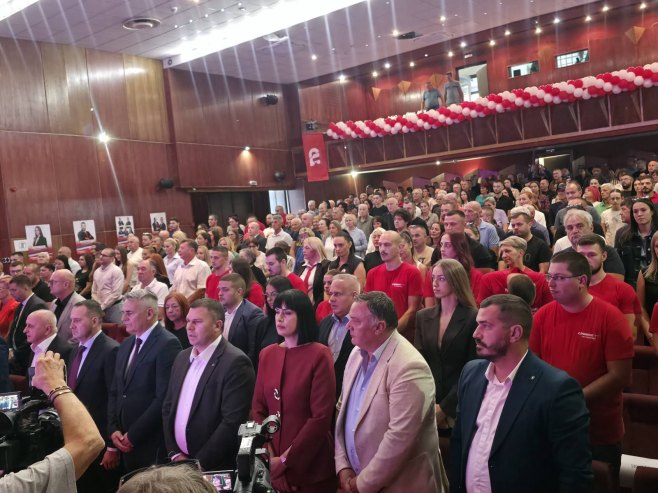СП централна трибина у Брчком СП централна трибина у Брчком - Фото: РТРС