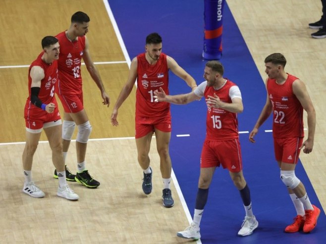 Одбојкаши Србије од 0:2 до 3:2 и побједе против Холандије на Европском првенству