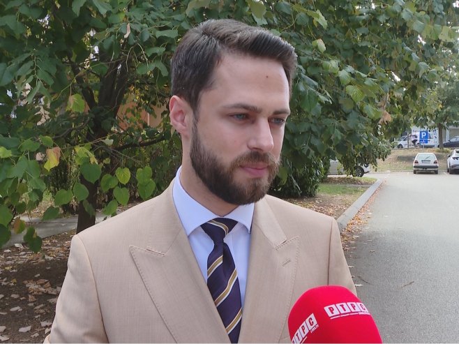 Ромић: Служба предсједника већ на располагању грађанима, опозиционе изјаве нетачне и злонамјерне (ВИДЕО)