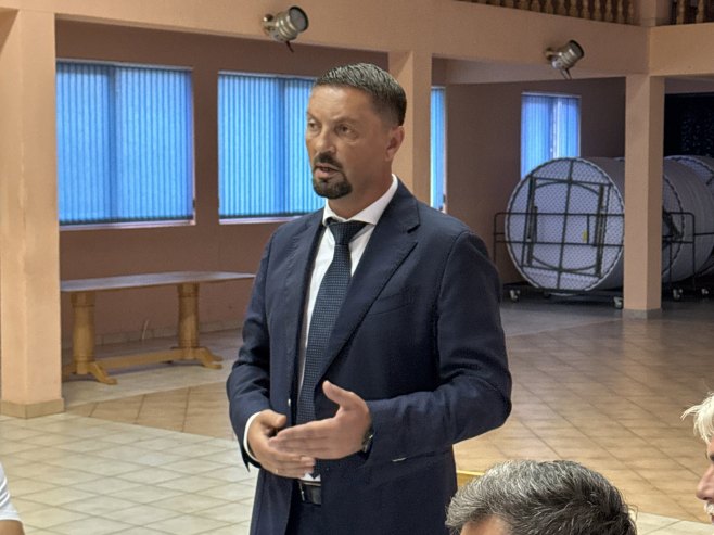 Ристић: Наш економски програм усмјерен ка запошљавању младих