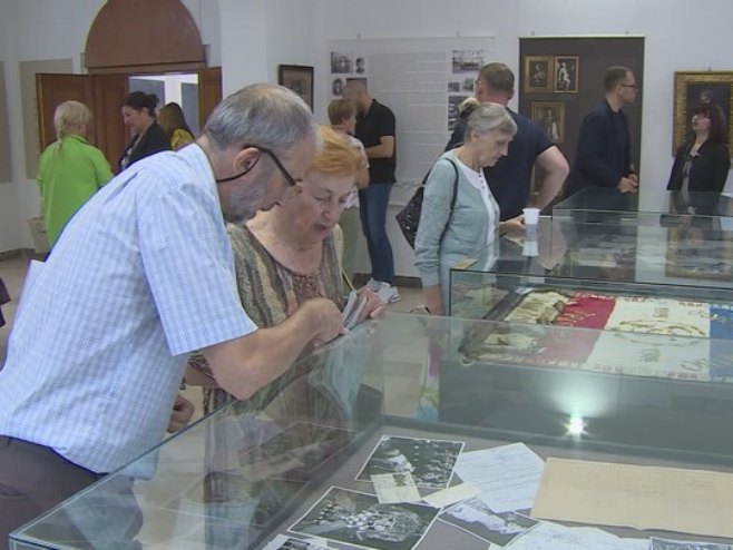 У Музеју Семберије отворена изложба посвећена Јовану Дучићу (ВИДЕО)