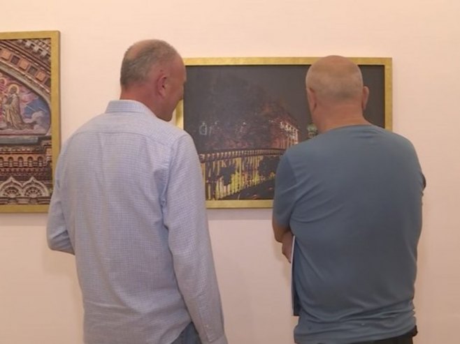 Требиње: Представљена изложба "Светиње Санкт Петербурга" (ВИДЕО)