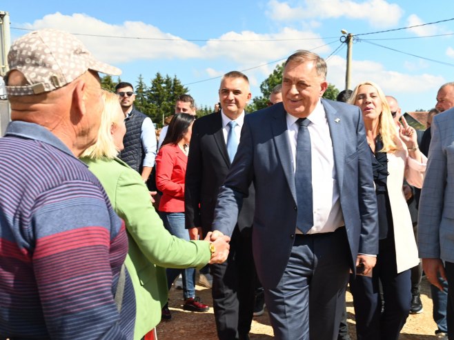 Додик на Мањачи (Фото: x.com/MiloradDodik) - 