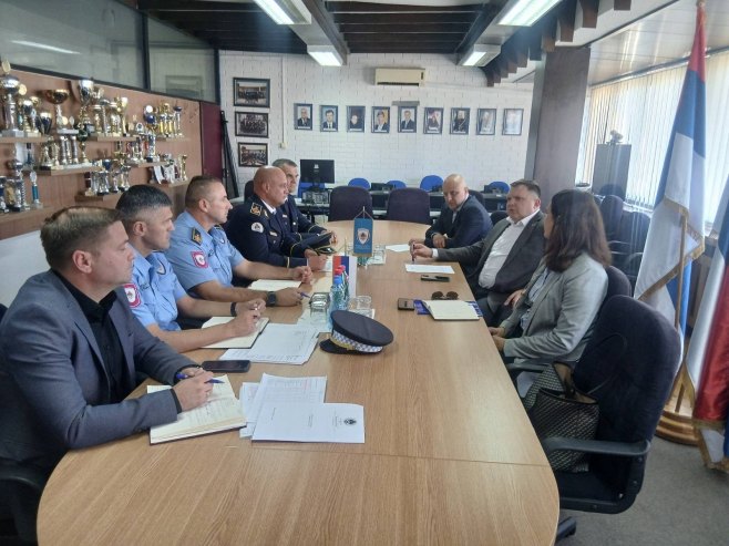 Будимир и Кострешевић посјетили ПУ Бијељина - Фото: Уступљена фотографија