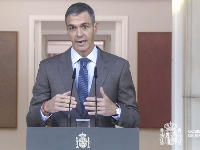 Педро Санчез (Фото:  EPA/Office of the Prime Minister of Spain / HANDOUT (MANDATORY CREDIT)HANDOUT EDITORIAL USE ONLY/NO SALES) - 
