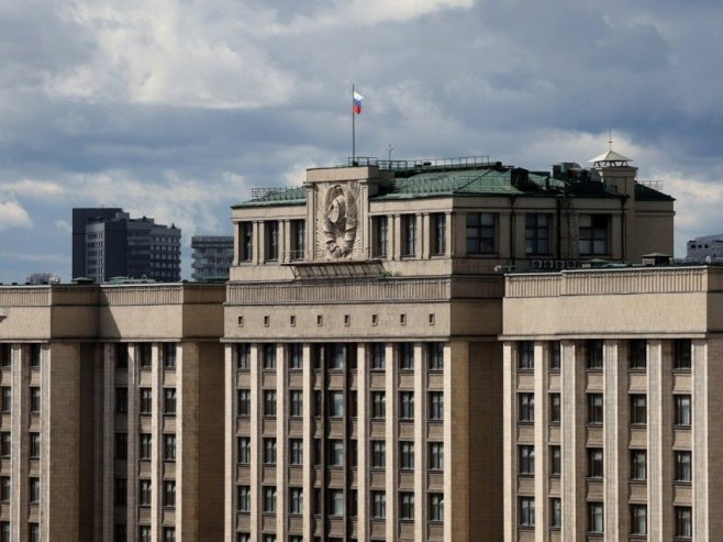 Москва (фото: EPA/MAXIM SHIPENKOV) - 