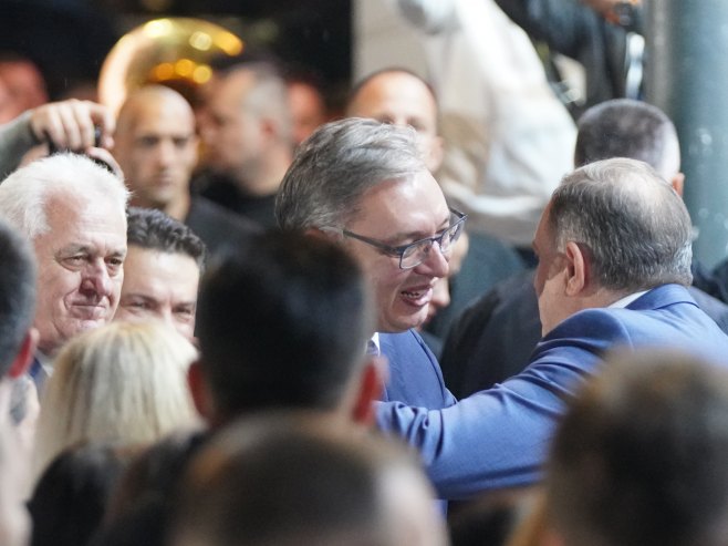 Александар Вучић и Милорад Додик (Фото: TANJUG/ MILOŠ MILIVOJEVIĆ/bs) Александар Вучић и Милорад Додик (Фото: TANJUG/ MILOŠ MILIVOJEVIĆ/bs) -