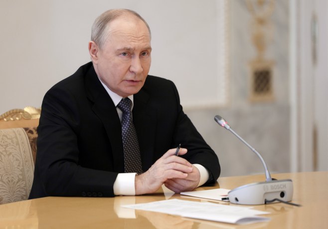 Владимир Путин (Фото: EPA/GAVRIIL GRIGOROV / SPUTNIK /KREMLIN POOL MANDATORY CREDIT) - 