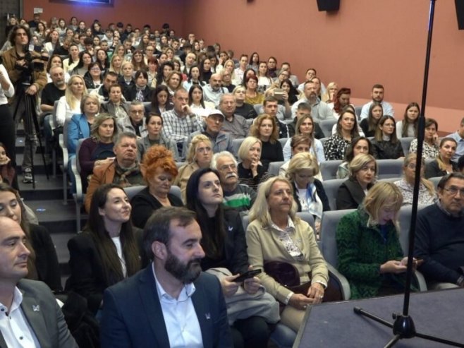 Трибина у Приједору Трибина у Приједору - Фото: РТРС