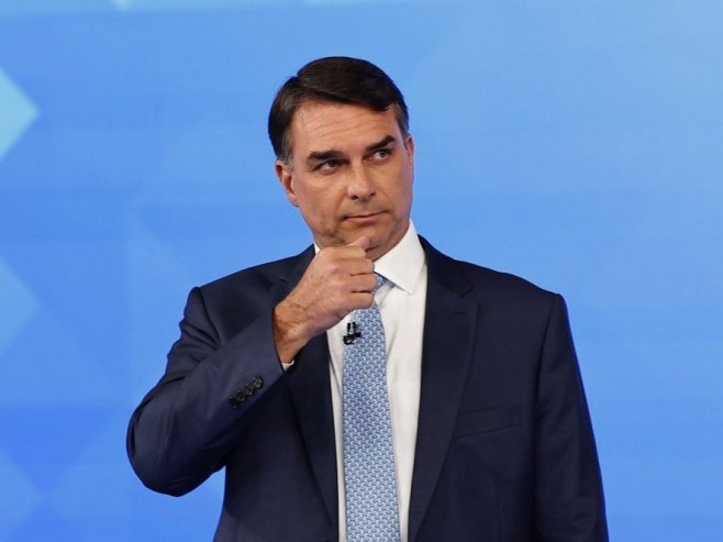 Флавио Болсонаро прогласио себе законитим новоизабраним предсједником Бразила